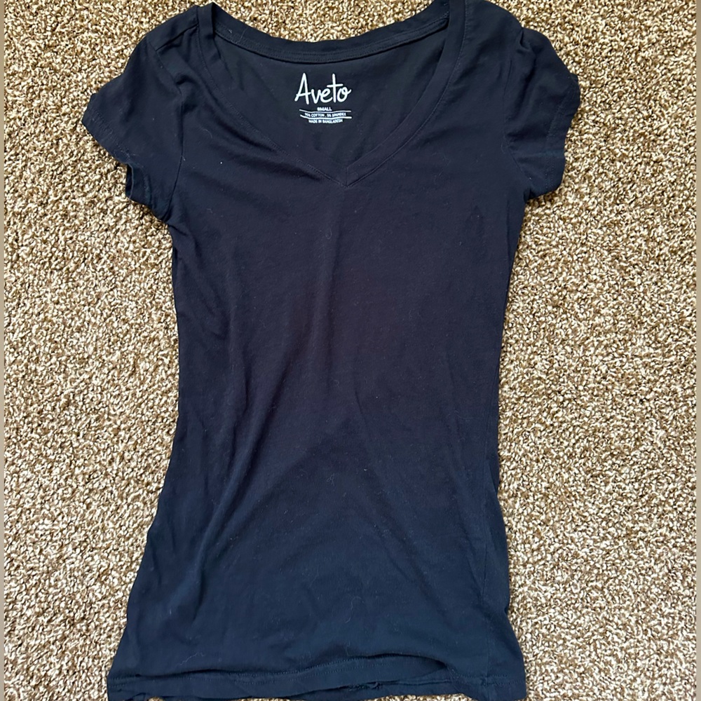 Black vneck